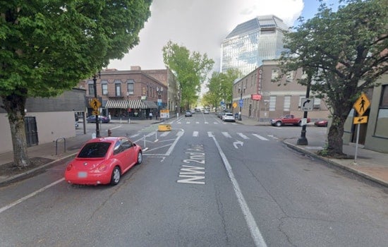 New Old Town Day Space Gives Portland Women a Library, Not a Line