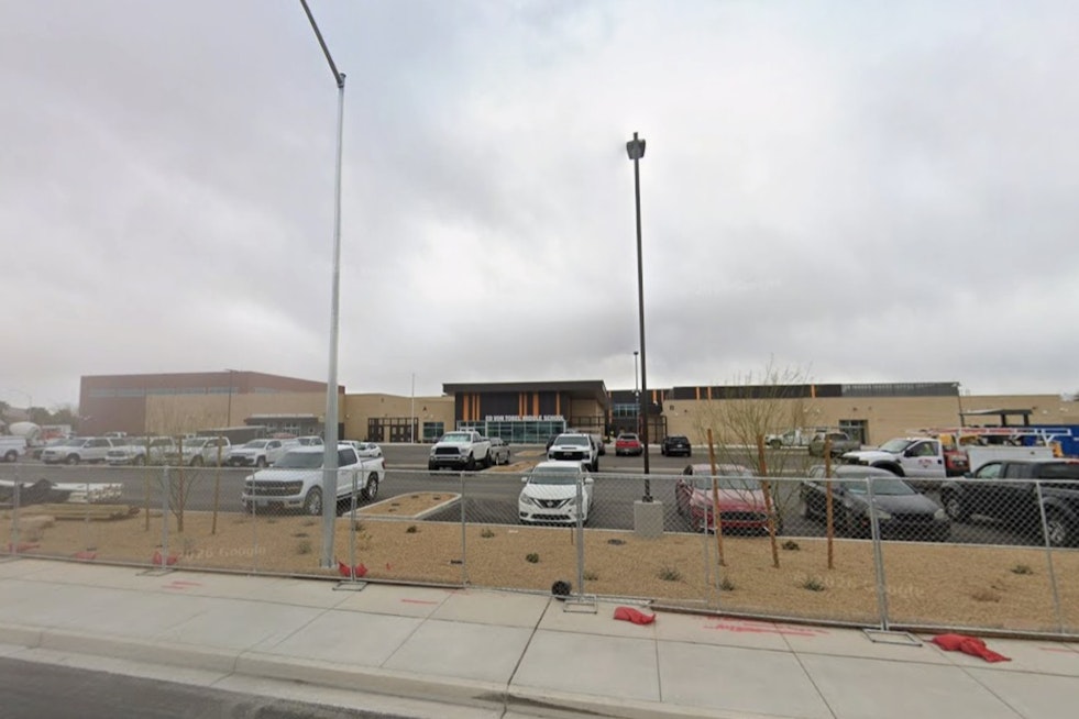 New Von Tobel Middle School Opens in Las Vegas With Bolt-Lock Doors, Laundry Room