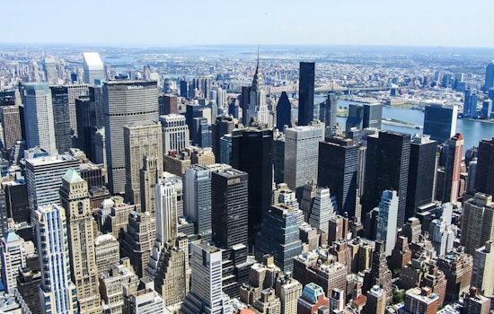 New York City Dodges Fitch Moody’s Downgrade Before $1.5B Bond Sale