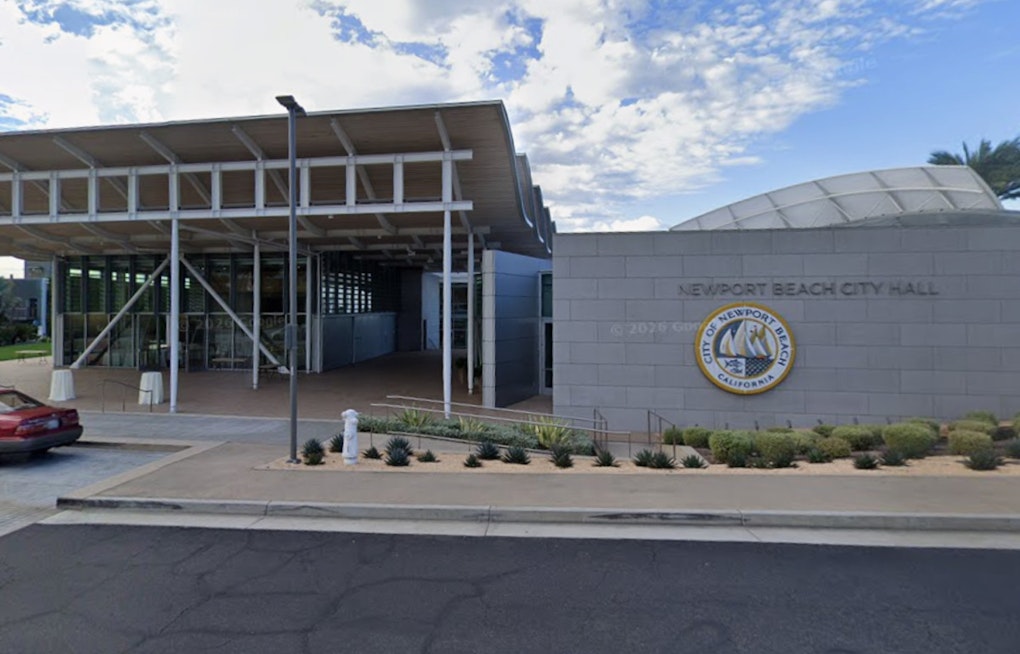 Newport Beach Taxpayers May Foot Bill For Fashion Island Bus Hub Move