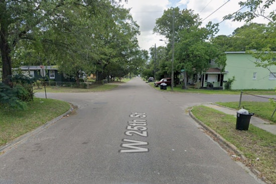 Nine Rounds Fired on Jacksonville's West 25th Street, Teen Wounded in Buttock