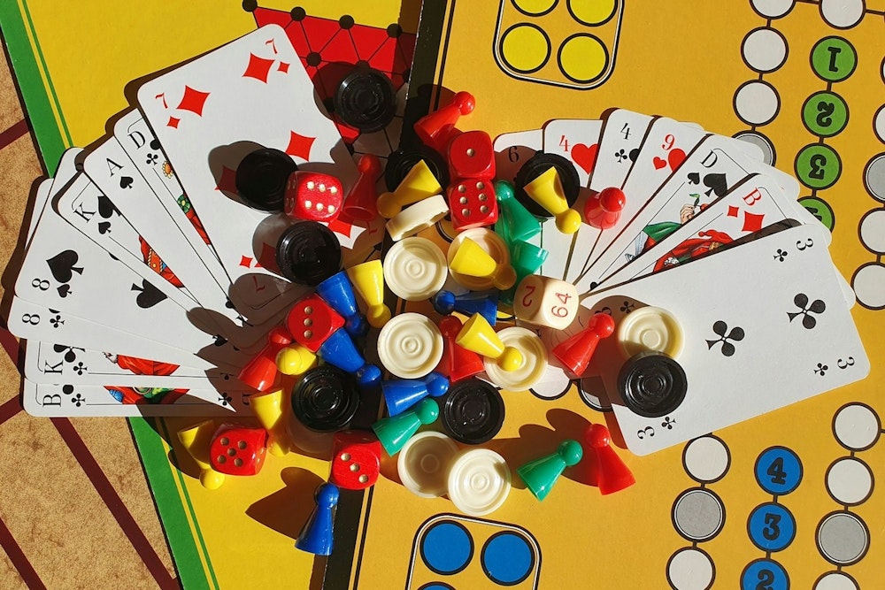 North Center Bar Hindsight Tavern Ditches TVs, Bets Big on Board Games