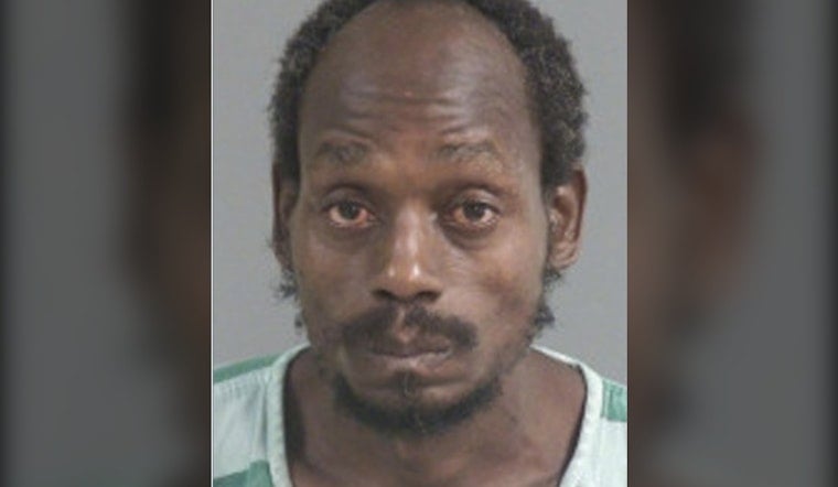 North Charleston Man Threatens to Blow Up Wells Fargo, Dents Employee's Car