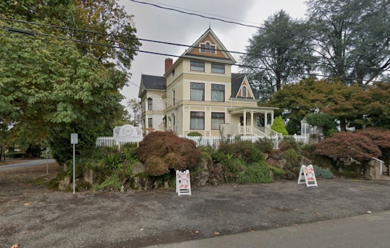 North Portland Mansion Hosts One-Night Magic Clash of West and East