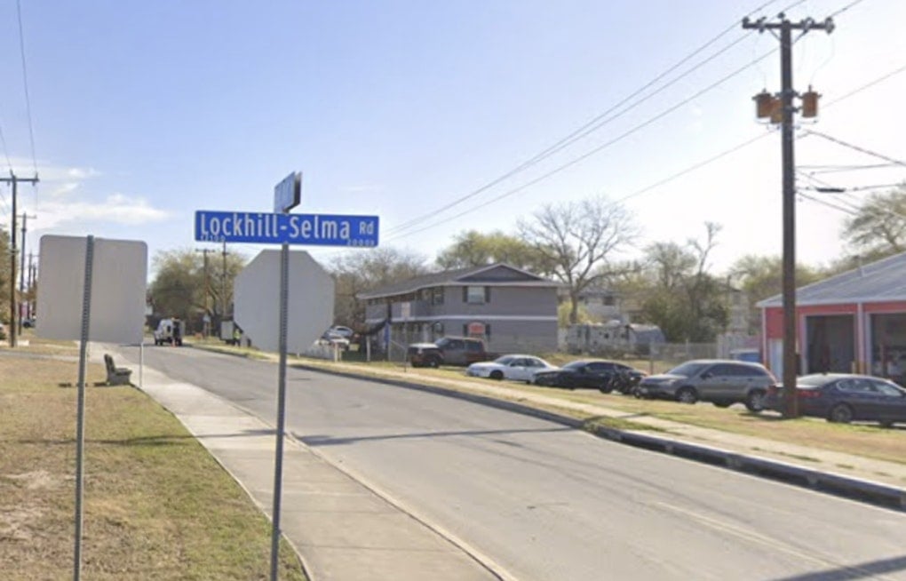 North Side Bicyclist Stabbed Repeatedly, Suspects Ride Off With His Bike