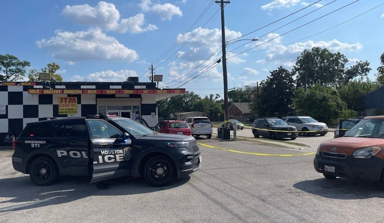 Northeast Houston Store Shooting Leaves Man Grazed, Second Victim Still Missing
