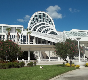 Nostalgia Con Brings Full House Stars to Orlando