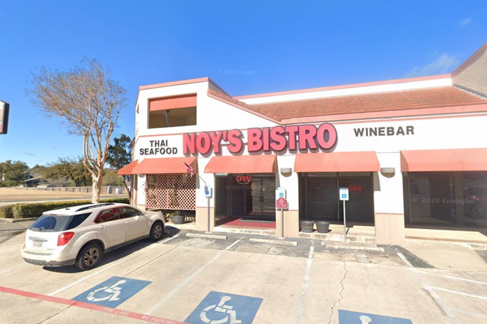 Noy’s Thai Bistro Closing In Universal City After 15 Years
