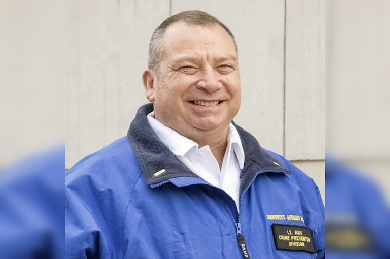 NYPD Lieutenant Pockets $275 Crystal at Fifth Avenue Yoga Store He Guarded