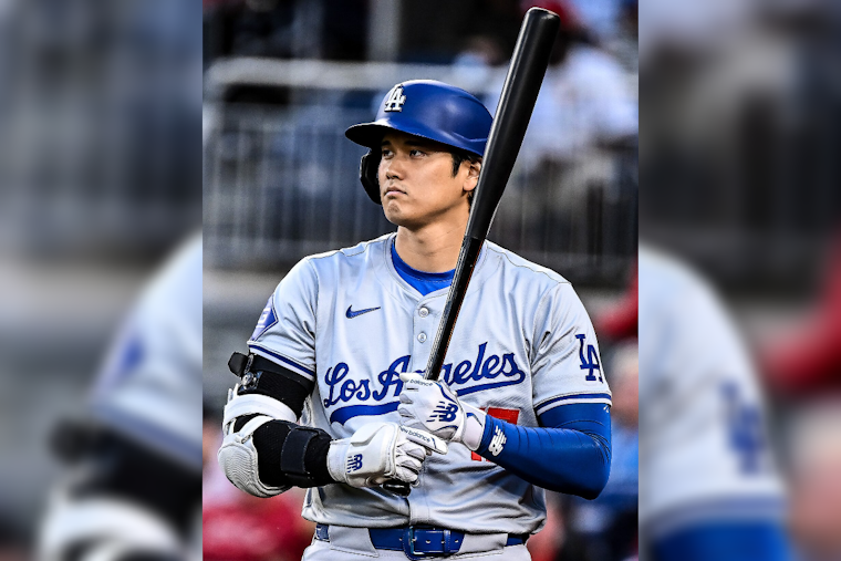 Ohtani Throws 30 Pitches, Flashes Thumbs-Up in Dodgers' Mound Comeback Bid