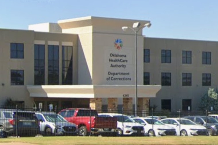 Oklahoma Inmates Paid $2 an Hour to Make Political Calls for GOP Super PAC