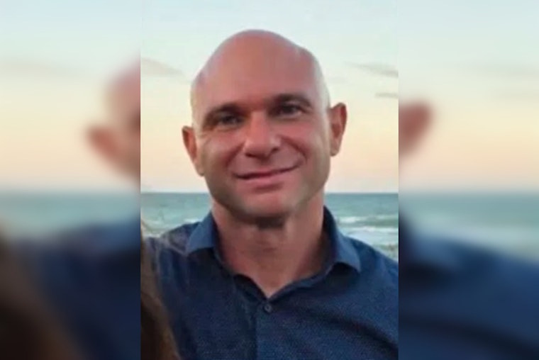 Oklahoma Man Vanishes Near Stuart's Chastain Beach, Car Found at 'The Rocks'