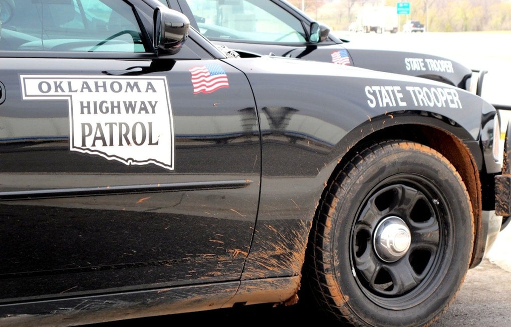 Okmulgee County Teen Dies After Falling From Car Window on Rural Road