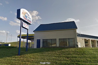 Old Gallaher View Car Wash Site Morphs Into Strip Mall With Kids' Play Zone