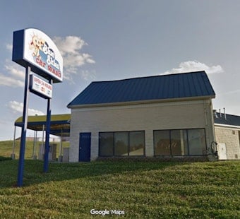 Old Gallaher View Car Wash Site Morphs Into Strip Mall With Kids' Play Zone