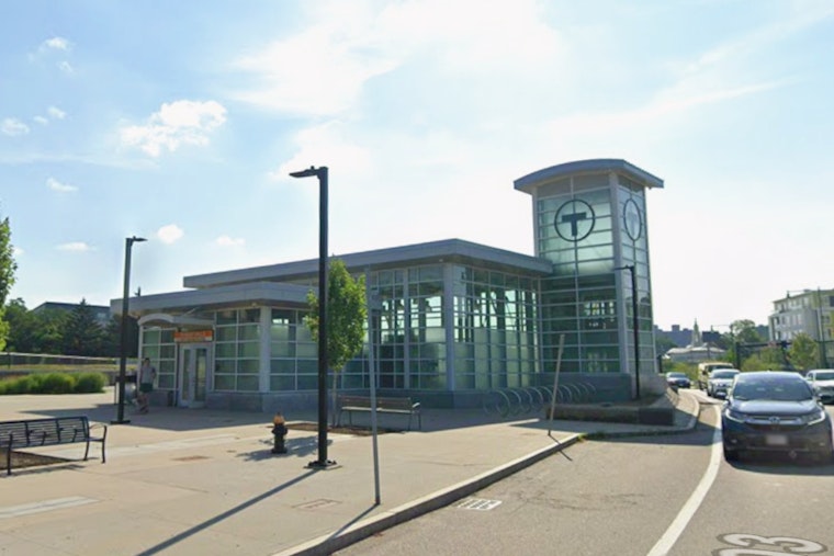 One Dead, Another Critical After Third-Rail Electrocution at Forest Hills Station