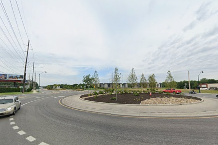 One Dead in Fishers Roundabout Crash at 96th Street