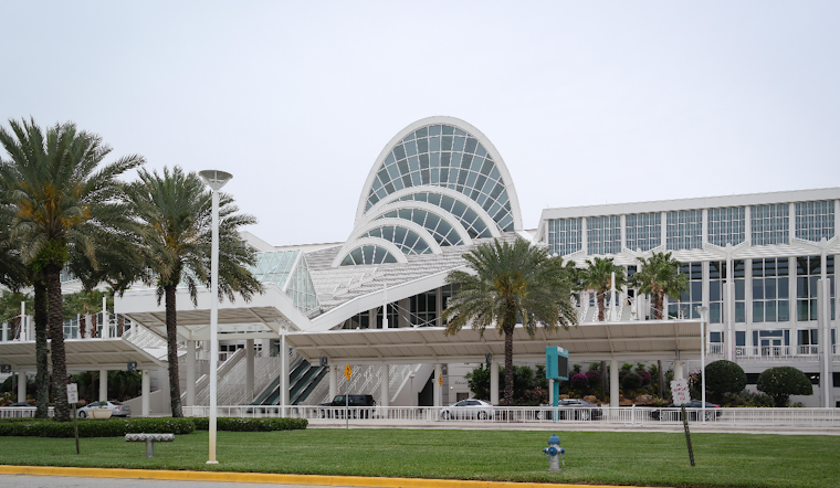 Orlando Boat Show Sails Back With 600 Boats, Waterskiing Squirrel