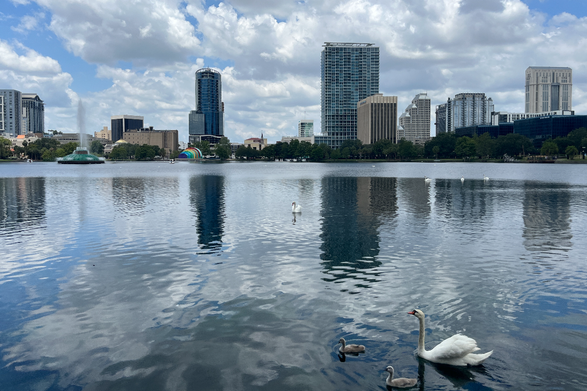 Orlando Wakes Up Sticky, Braces for 105-Degree Sizzle and Afternoon Storms