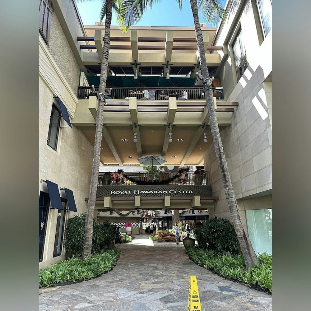 Osaka's Takagi Coffee Lands in Waikiki With $19 Omurice and a 60-Person Cap