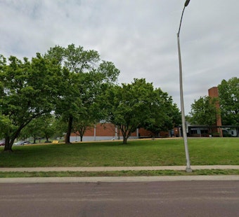 Overland Park's East Antioch Elementary Faces 2031 Closure, Parents Fight Back