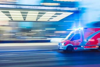 Pearl City Freeway Crash Leaves Helmeted Rider, 60, With Serious Leg Injury