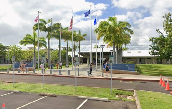 Pearl Harbor Stop No. 44 for Teen Violin Phenom's 50-State Anthem Tour