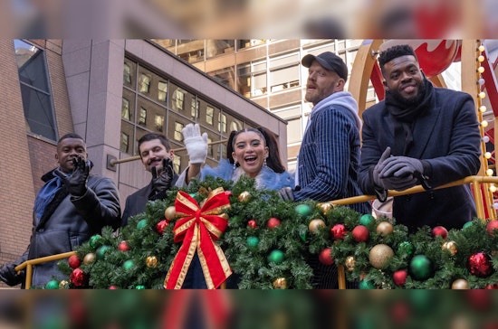 Pentatonix Returns to Milwaukee's Fiserv Forum for Second Christmas Show