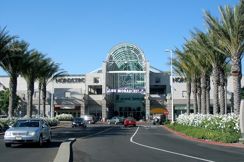 Perfumania Brings Discount Designer Scents to Arden Fair Mall This Week