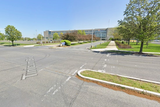 Philly Aviation Agency Buys Vacant PNC Tower Near Airport for $42 Million