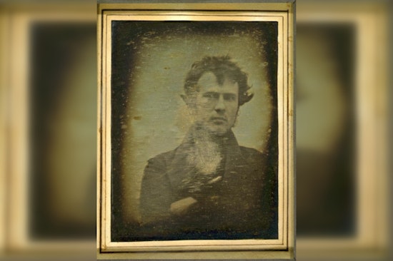 Philly Marks 1839's First Selfie With Franklin Square Photo Party