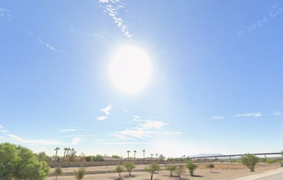Phoenix Broils Under Extreme Heat As Monsoon Storms Line Up For Weekend