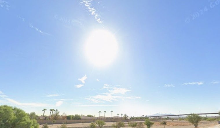 Phoenix Broils Under Extreme Heat As Monsoon Storms Line Up For Weekend
