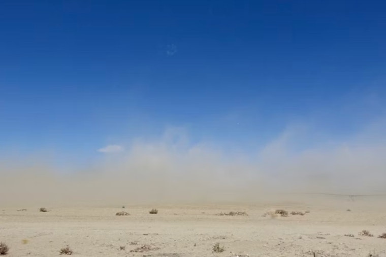 Phoenix Chokes As Category 5 Dust Storm Sends Pollution 14 Times Above Normal