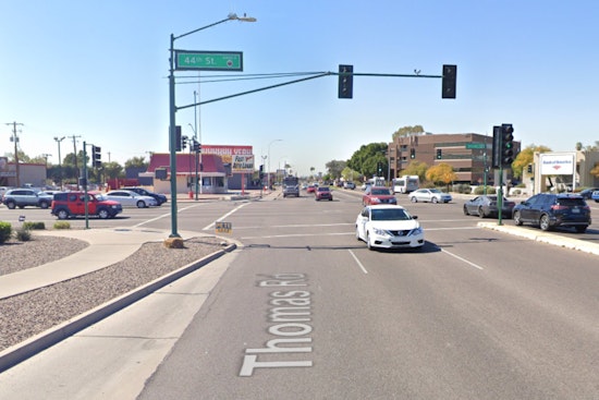 Phoenix Cops Hunt Stabbing Suspect After Attack at Busy East Side Intersection