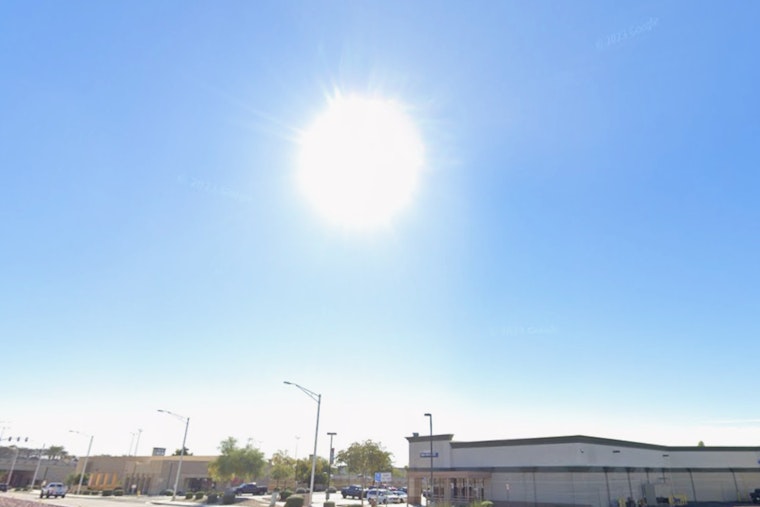Phoenix Roasts Under Weeklong Heat Warning as 110-Degree Inferno Grips Valley of the Sun