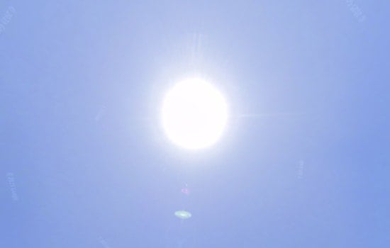 Phoenix Sizzles at 110 as Monsoon Dust Storms Target Valley Tonight