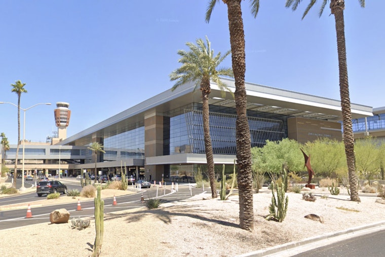 Phoenix Woman Sues United, Says Gate Call Led Straight Into ICE Arrest