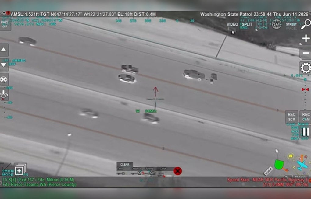 Pierce County Driver Hits 103 MPH, Flees on Rims Into King County