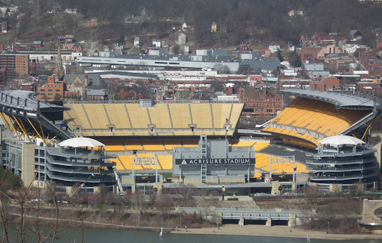 Pittsburgh's RibFest Returns With 100K Fans, Pitt Football and WWE-Style Belts