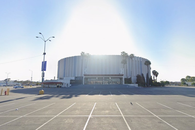 Point Loma Crowd Grills Midway Rising Team Over Traffic, Trust and 4,200 Homes