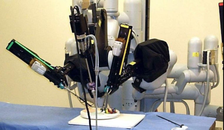 Pomona Valley Hospital Swaps Entire Robot Fleet for Da Vinci 5 Surgical Systems