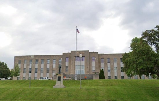 Pontiac Tops Off $37 Million Rec Center, Ending Decade-Long Drought