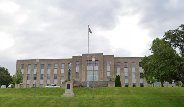 Pontiac Tops Off $37 Million Rec Center, Ending Decade-Long Drought