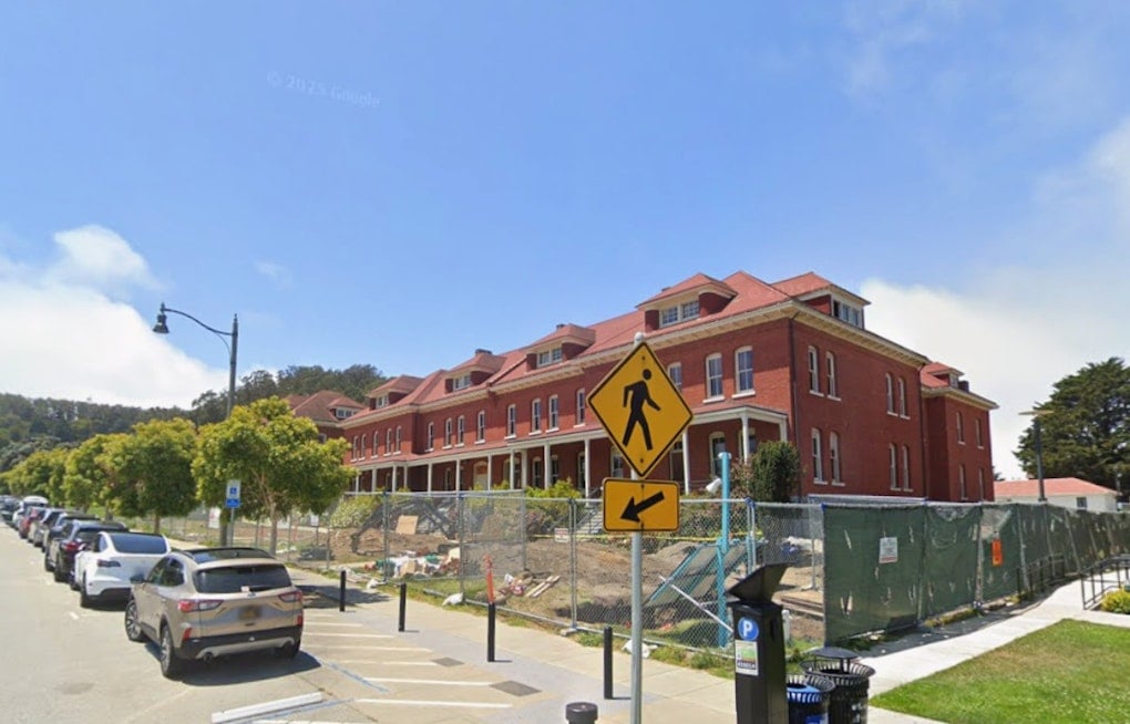Presidio's Last Empty Barracks Becomes 40,000-Square-Foot Coworking Hub