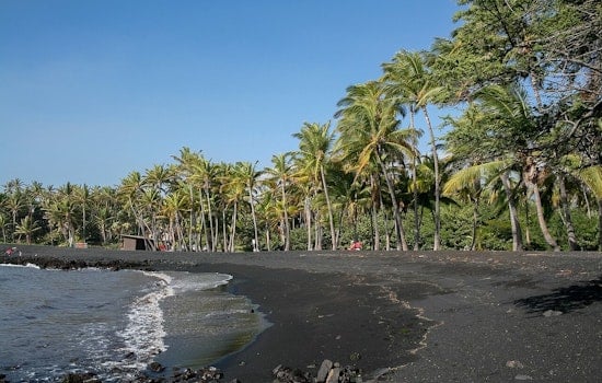 Punaluu Black Sand Beach Park Reverts to Owner as County Lease Ends