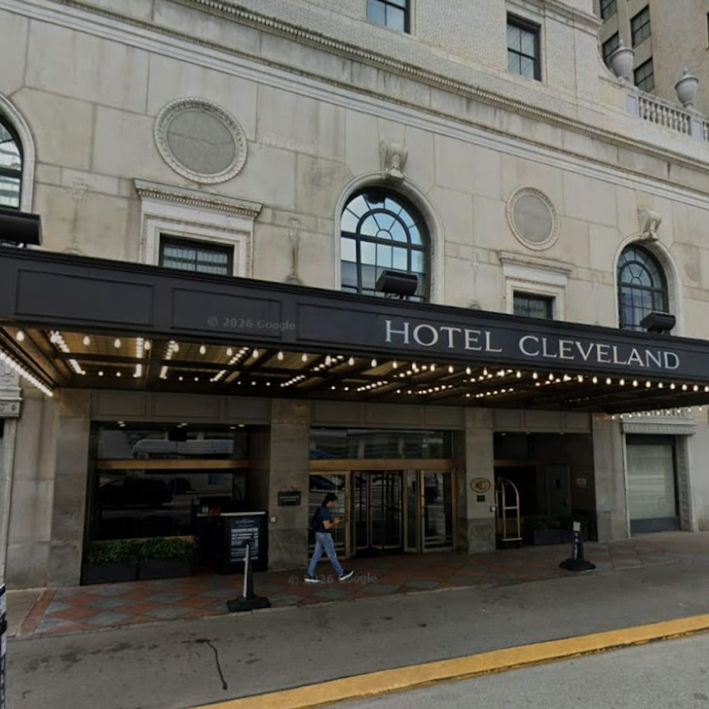 Pure Green Juice Bar Claims Old Joe Maxx Spot Inside Hotel Cleveland