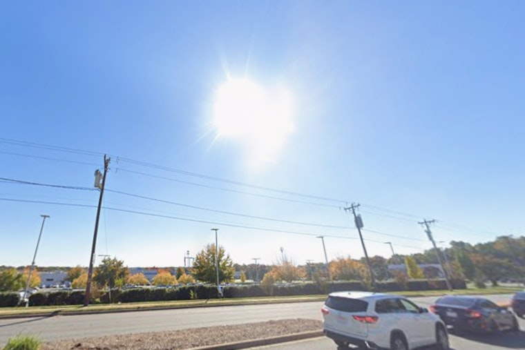 Queen City Sizzles as Charlotte Heat Advisory Brings 98-Degree Blast, Stormy Weekend Ahead