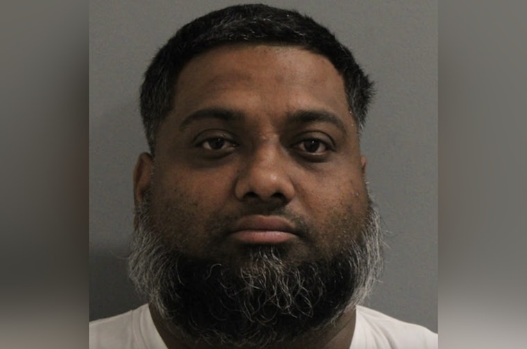 Queens Man Charged Over $495K in Checks Stolen From Woodbury Mail