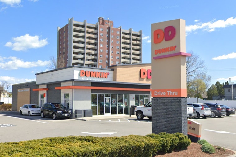 Quincy Dunkin’ Opens Dog-Only Drive-Thru Lane for National Dog Day